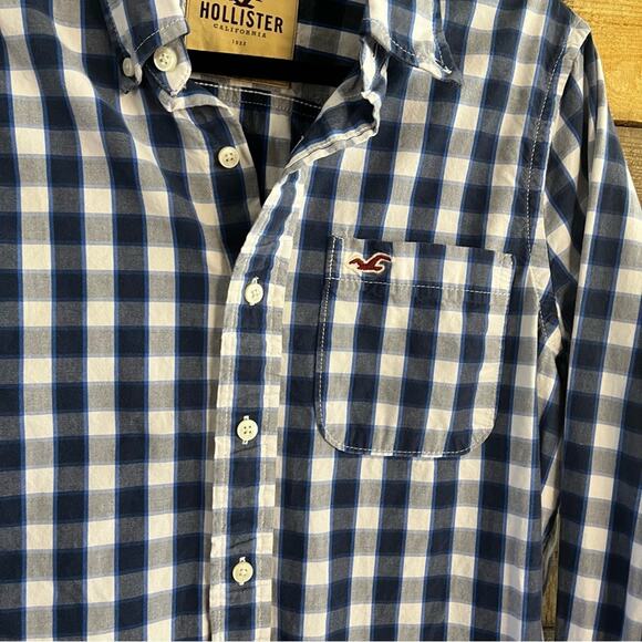 Hollister Blue And White Plaid Button Down Size Large - Picture 3 of 8